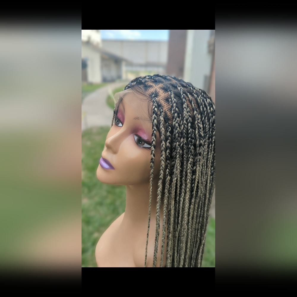Full 360 lace knotless braids